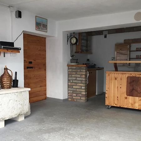 Guesthouse Cipre 룸바르다 외부 사진