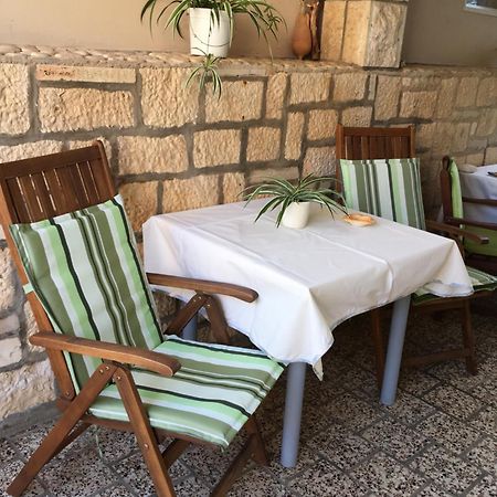 Guesthouse Cipre 룸바르다 외부 사진
