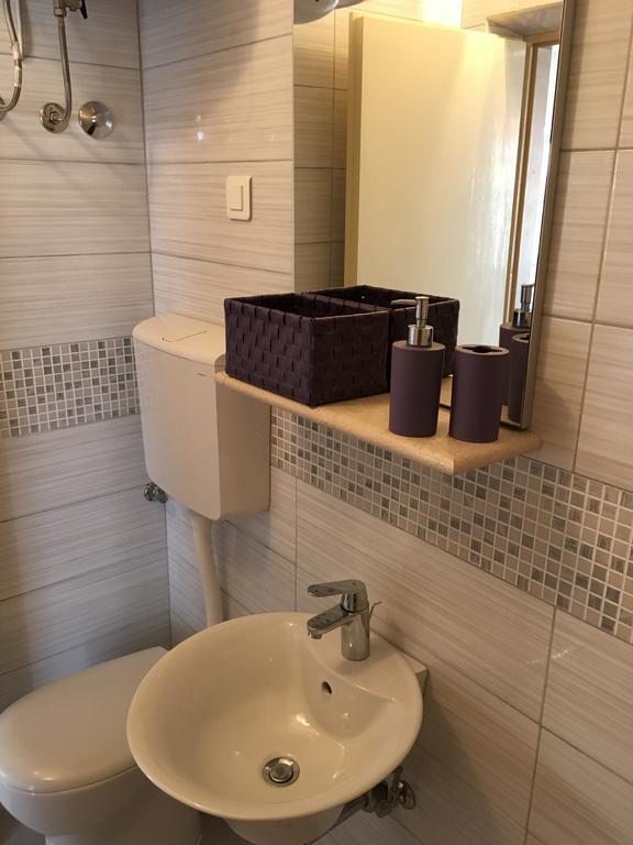 Guesthouse Cipre 룸바르다 외부 사진