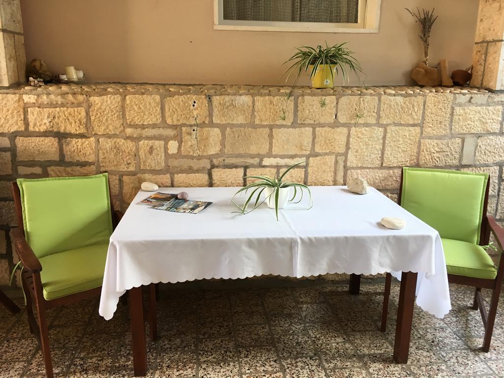 Guesthouse Cipre 룸바르다 외부 사진