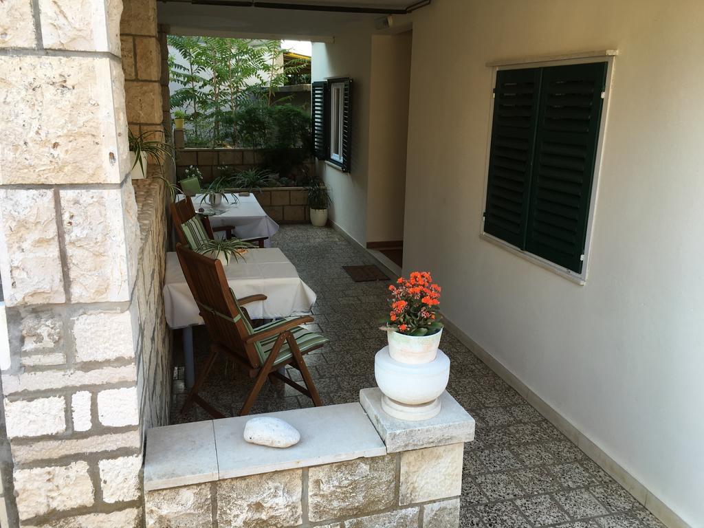 Guesthouse Cipre 룸바르다 외부 사진